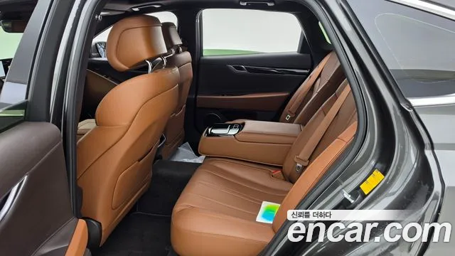 Genesis G80 RG3 — Фото автомобиля 12