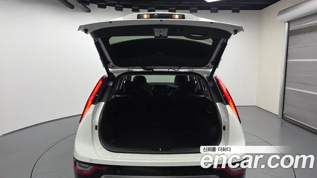 Kia Niro The All New Niro Prestige — Фото автомобиля 20