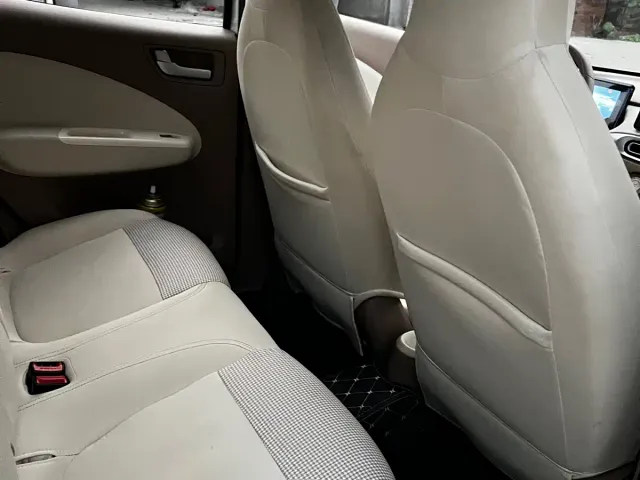 Wuling Hongguang Mini EV — Фото автомобиля 12
