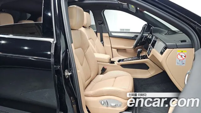 Porsche Macan — Фото автомобиля 11