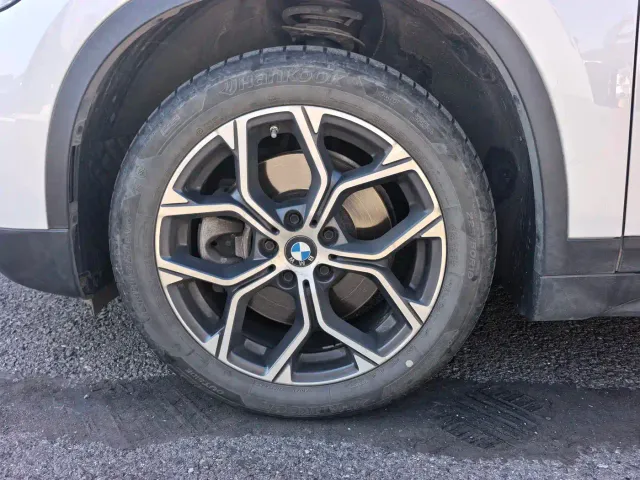 BMW X1 — Фото автомобиля 4