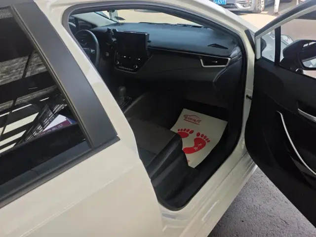 Toyota Corolla — Фото автомобиля 8