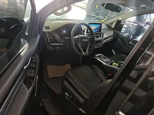 Maxus G20 — Фото автомобиля 15