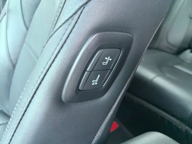 Toyota Avalon — Фото автомобиля 30