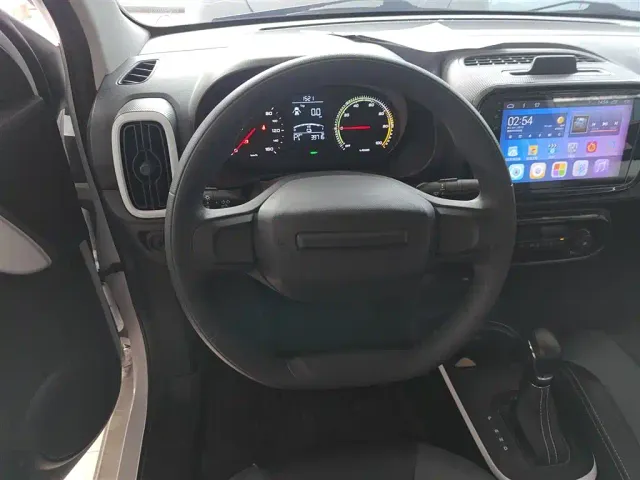 Roewe Clever — Фото автомобиля 10