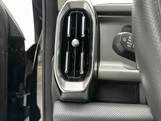 Jetour Jetour Traveler 2023 Model 1.5T 2WD Discovery PRO — Фото автомобиля 19