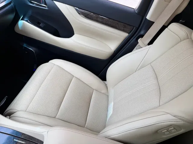 Toyota Alphard — Фото автомобиля 13