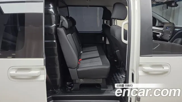 Hyundai Staria Staria Карго 5 мест — Фото автомобиля 12