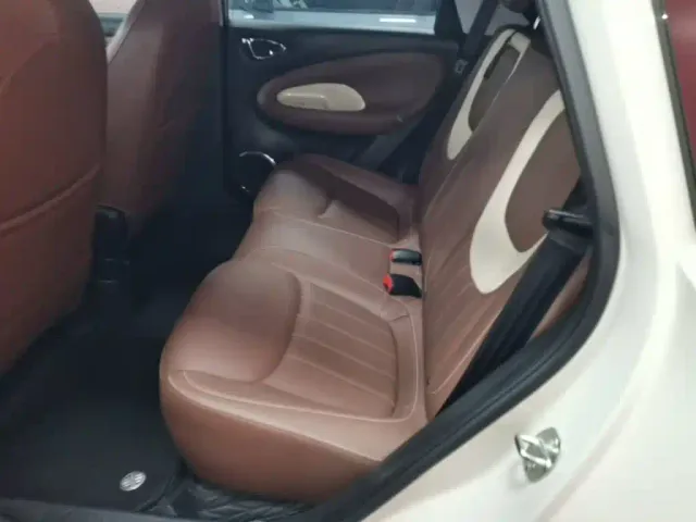 Wuling Bingo — Фото автомобиля 16