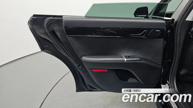 Hyundai Grandeur GN7 — Фото автомобиля 14