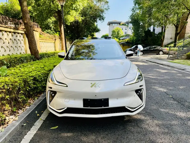 IM Motors IM LS7 — Фото автомобиля 2