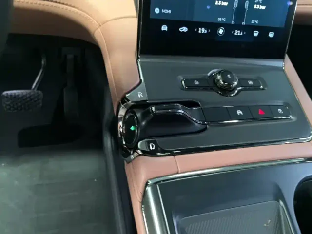 Nio EC6 — Фото автомобиля 13