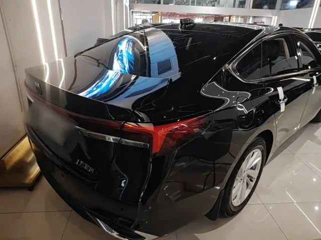 Buick LaCrosse — Фото автомобиля 5