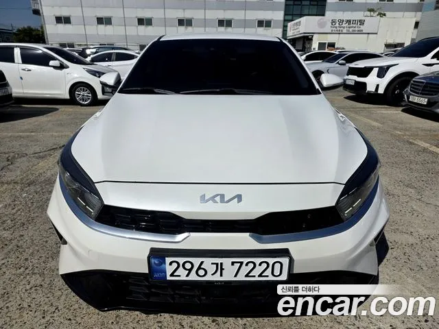 Kia K3 Generation 2 — Фото автомобиля 2