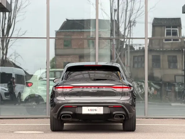 Porsche Macan — Фото автомобиля 4