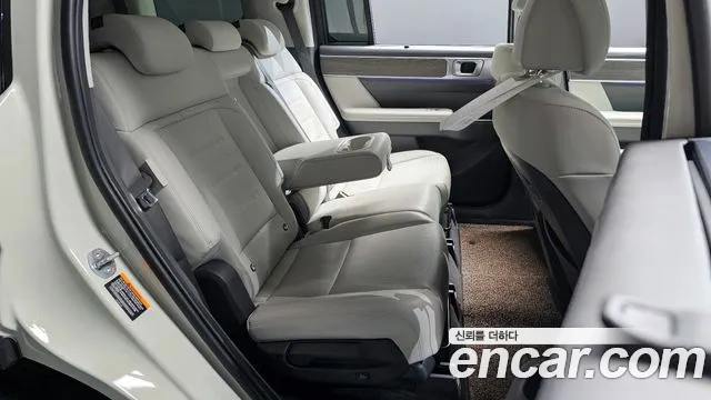 Hyundai Santafe Santa Fe (MX5) Бензин 2.5T 2WD — Фото автомобиля 13