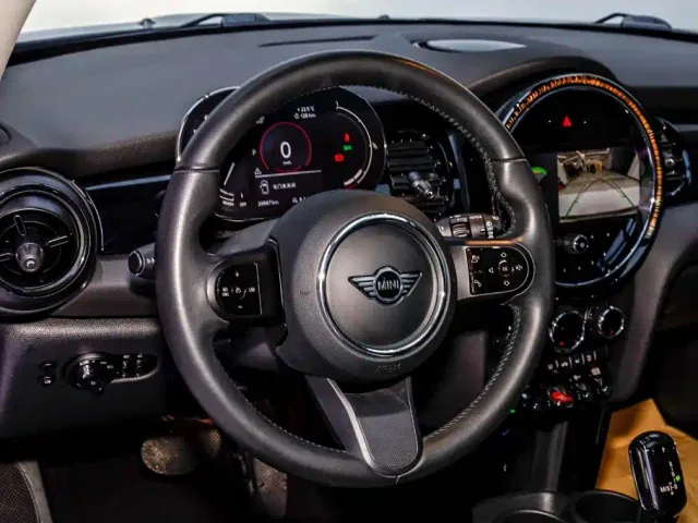 MINI Hatch — Фото автомобиля 18
