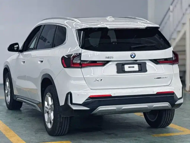 BMW X1 — Фото автомобиля 24