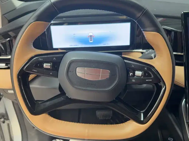 Geely Boyue L 2023 1.5TD DCT Premium — Фото автомобиля 4