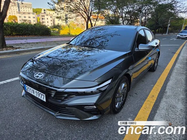 Фотография автомобиля — Hyundai Avante CN7