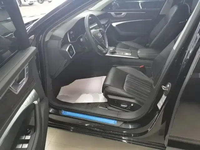 Audi A6L — Фото автомобиля 11