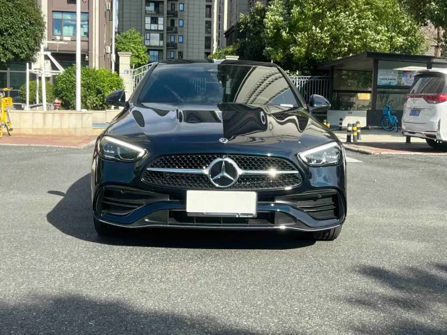 Mercedes-Benz C-Class — Фото автомобиля 2