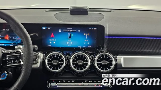 Mercedes-Benz GLB-Class — Фото автомобиля 16