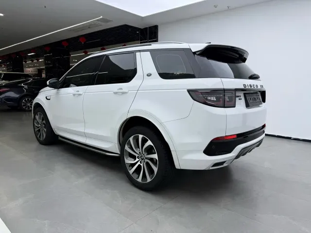 Land Rover Discovery Sport — Фото автомобиля 9