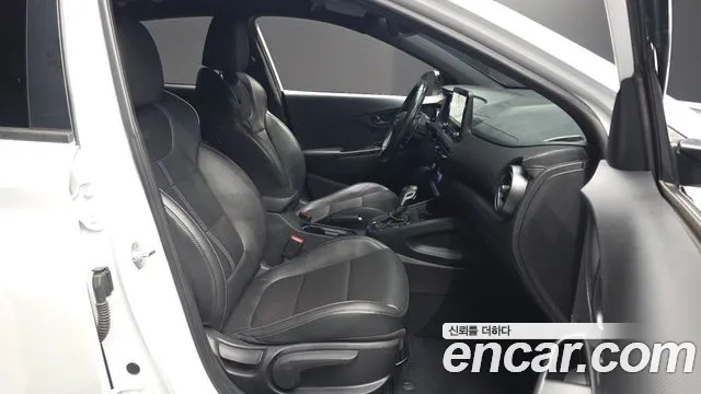Hyundai Kona Новый Kona Бензин 2.0 2WD — Фото автомобиля 24