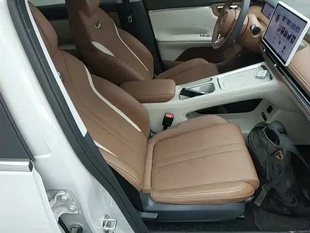 Wuling Bingo S — Фото автомобиля 24