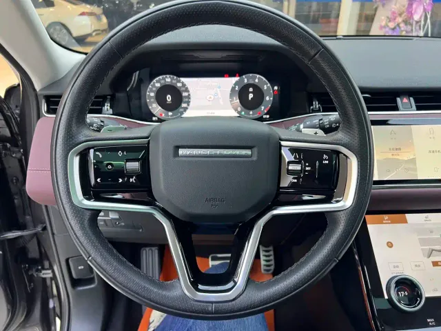 Land Rover Range Rover Evoque — Фото автомобиля 11