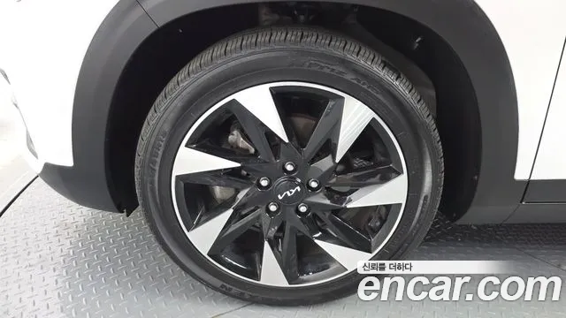 Kia Seltos Seltos Бензин 1.6 турбо 2WD — Фото автомобиля 5