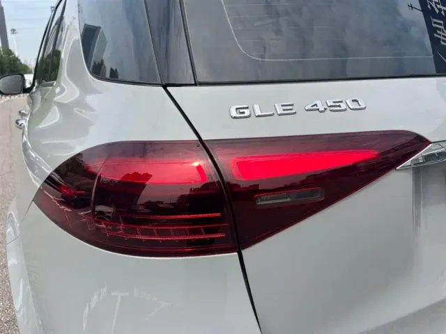 Mercedes-Benz GLE-Class — Фото автомобиля 14