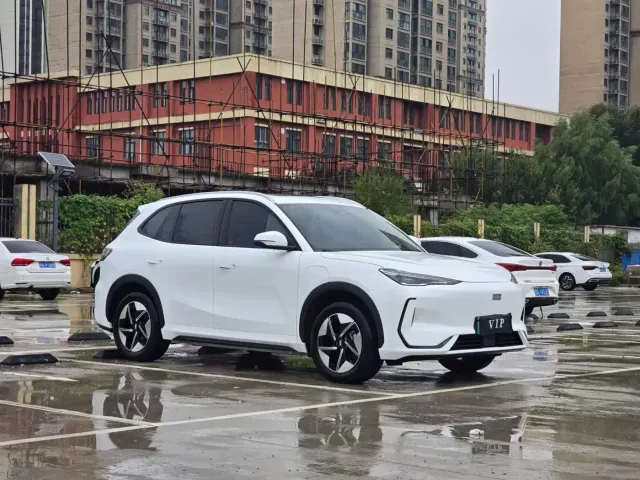 Geely Galaxy E5 — Фото автомобиля 3