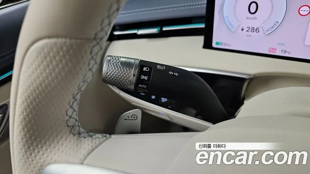 Genesis GV70 Electrified — Фото автомобиля 30