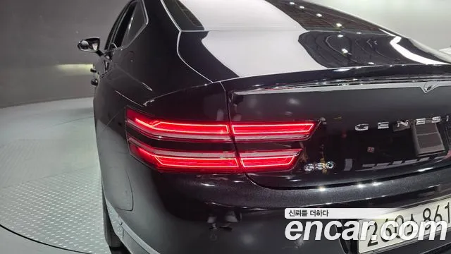 Genesis G80 — Фото автомобиля 20