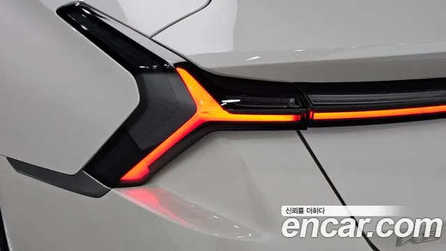 Kia K8 The New K8 — Фото автомобиля 8