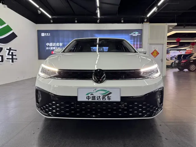 Volkswagen Lavida — Фото автомобиля 2