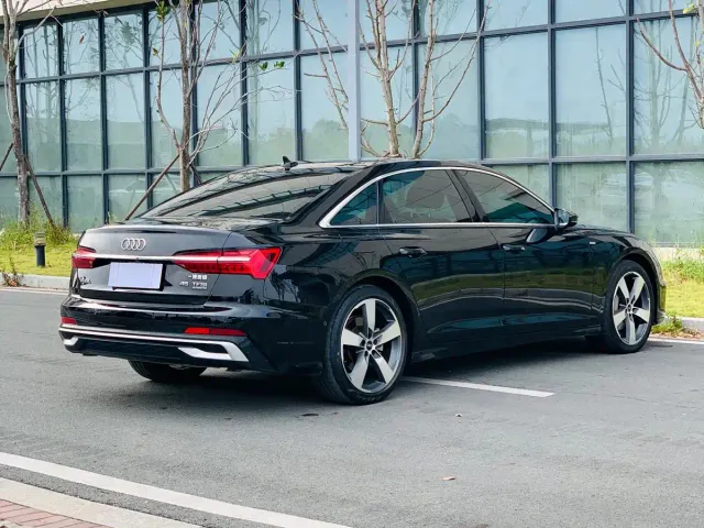 Audi A6L — Фото автомобиля 6