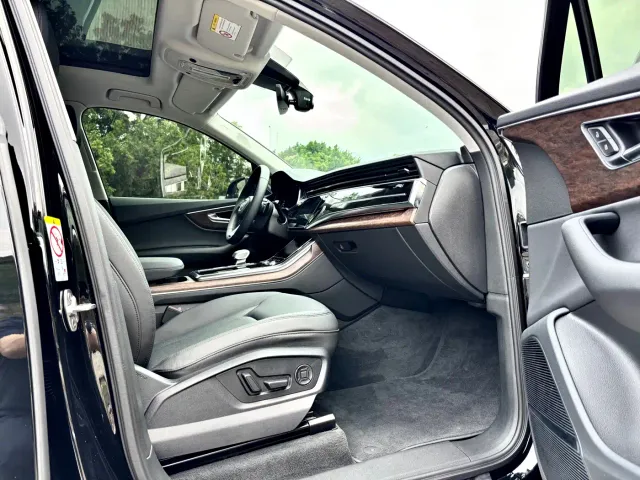 Audi Q7 — Фото автомобиля 13