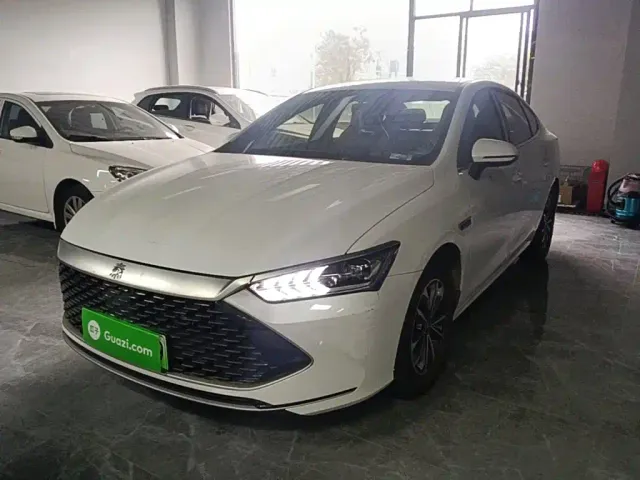 Фотография автомобиля — BYD Qin PLUS