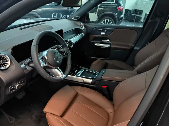 Mercedes-Benz GLB-Class — Фото автомобиля 6