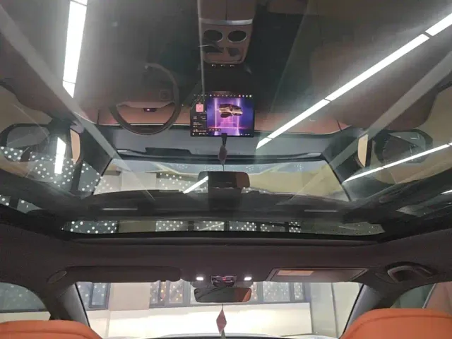 Changan Qiyuan E07 — Фото автомобиля 17