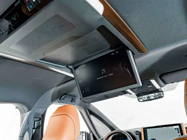 Toyota Vellfire — Фото автомобиля 28