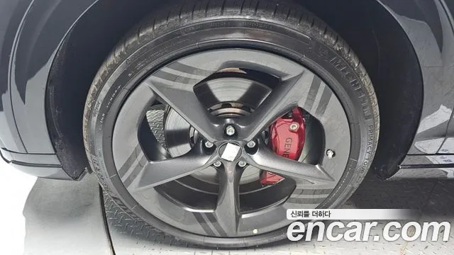 Genesis GV70 — Фото автомобиля 5