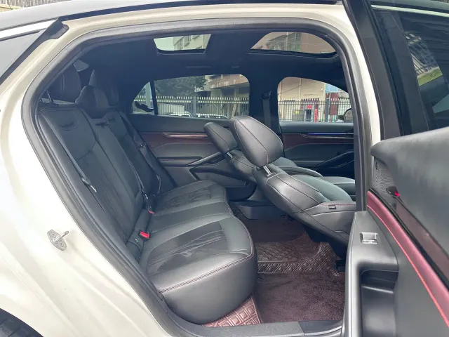 Ford Mondeo — Фото автомобиля 12