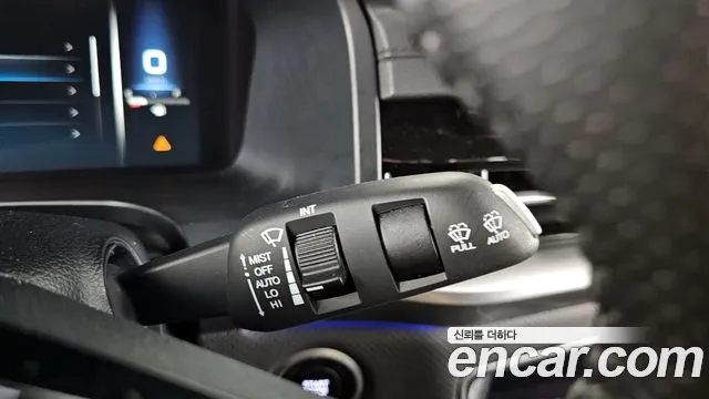 KG_Mobility_Ssangyong Rexton Новый Rexton Sport Khan Дизель 2.2 4WD — Фото автомобиля 17