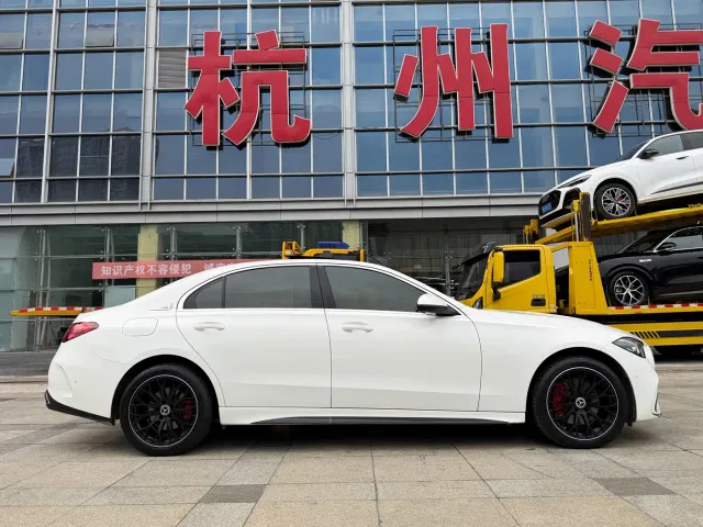 Mercedes-Benz C-Class — Фото автомобиля 7