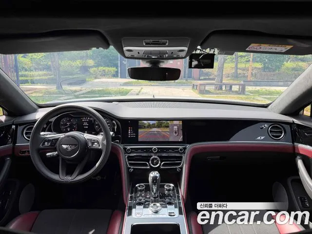 Bentley Flying Spur — Фото автомобиля 7