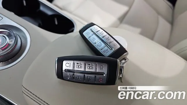 Genesis GV70 2.5T Бензин AWD — Фото автомобиля 15